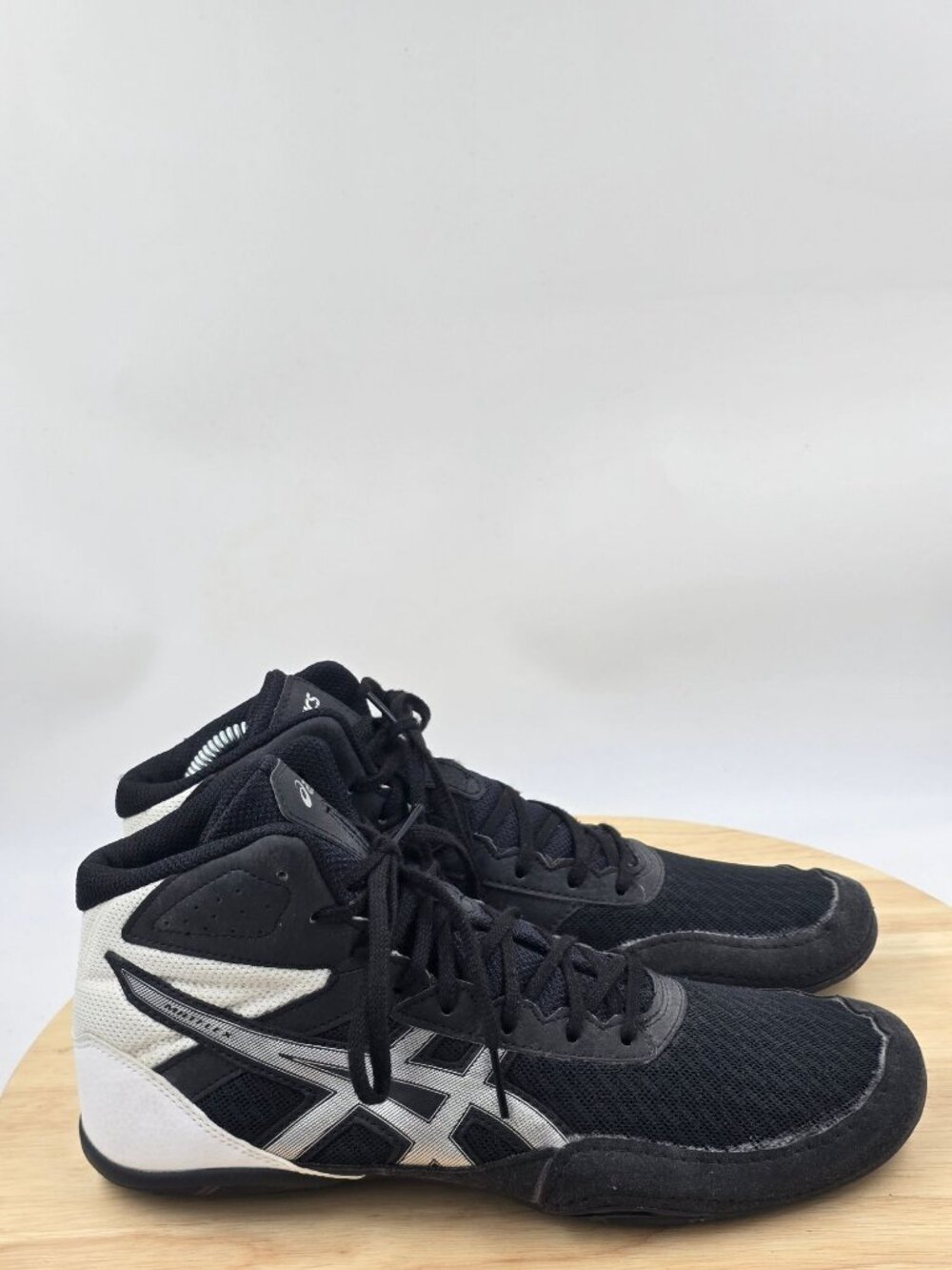 Asics MATFLEX 6 Wrestling Athletic Shoes 1081A021 Women's Sz 8.5